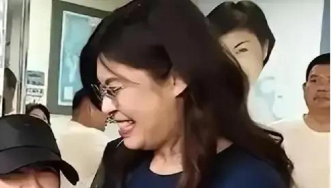 高雄那个喊出“手撕解放军”的台独女孩，去了一趟大陆后，竟然把绿营的老底都给掀了？