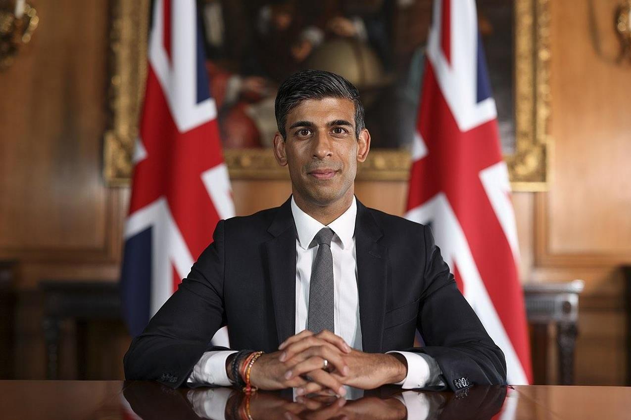 英国前首相苏纳克发表声明，强烈支持印度轰炸巴基斯坦，他表示“印度打击恐怖主义基础