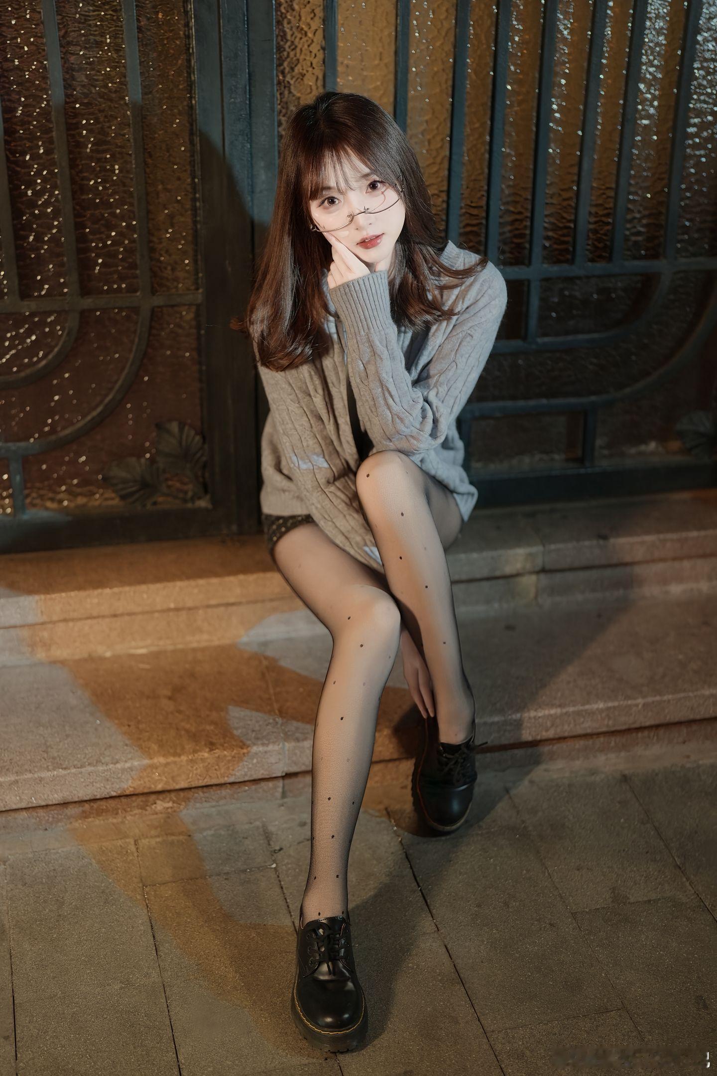 约拍职场白领哟美女绘梦长廊