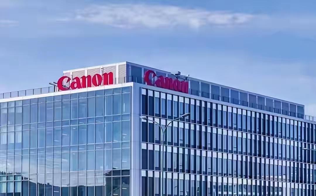 说实话，看到日系车在中国卖不动了，我第一反应是高兴。但再一查数据，心里咯噔一下—