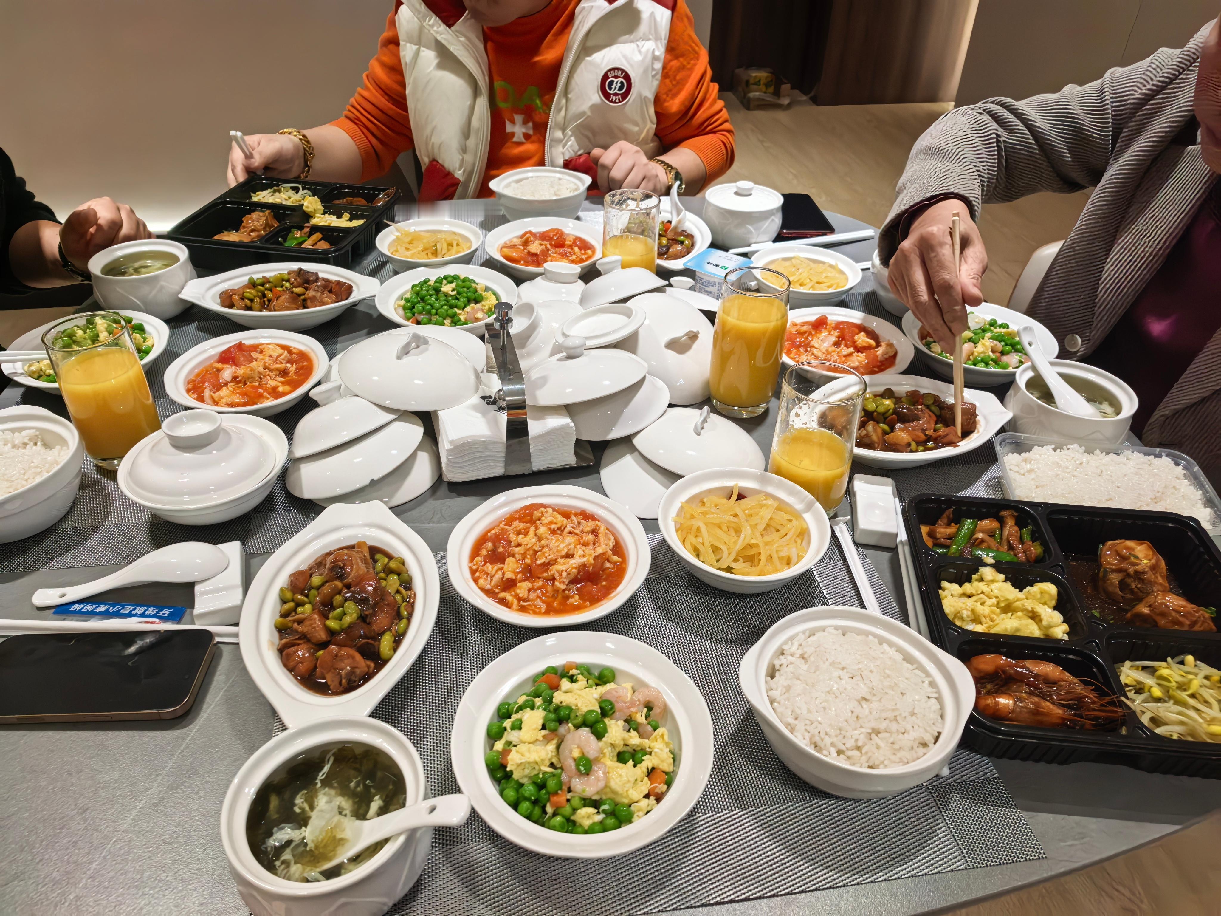 仰望的客餐，还额外加菜了