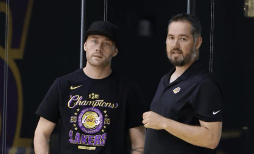 Shams: 湖人已经解雇乔伊-巴斯与杰西-巴斯, 正重组运营部门