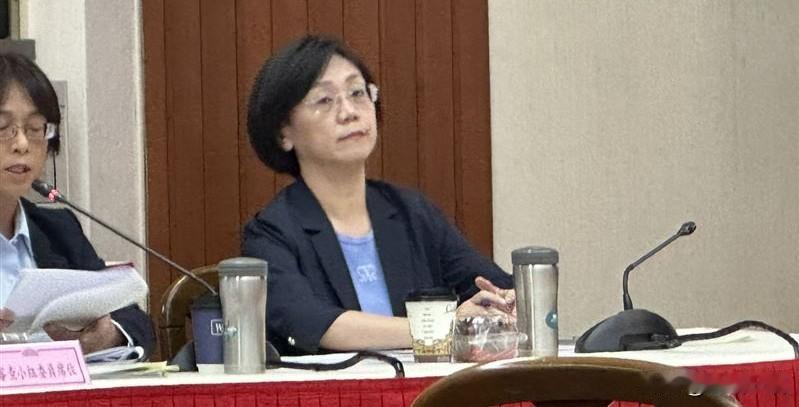 翁晓玲要砍赖清德机要费　韩国瑜帮忙说情立院长韩国瑜今天（11日）在总预算案会