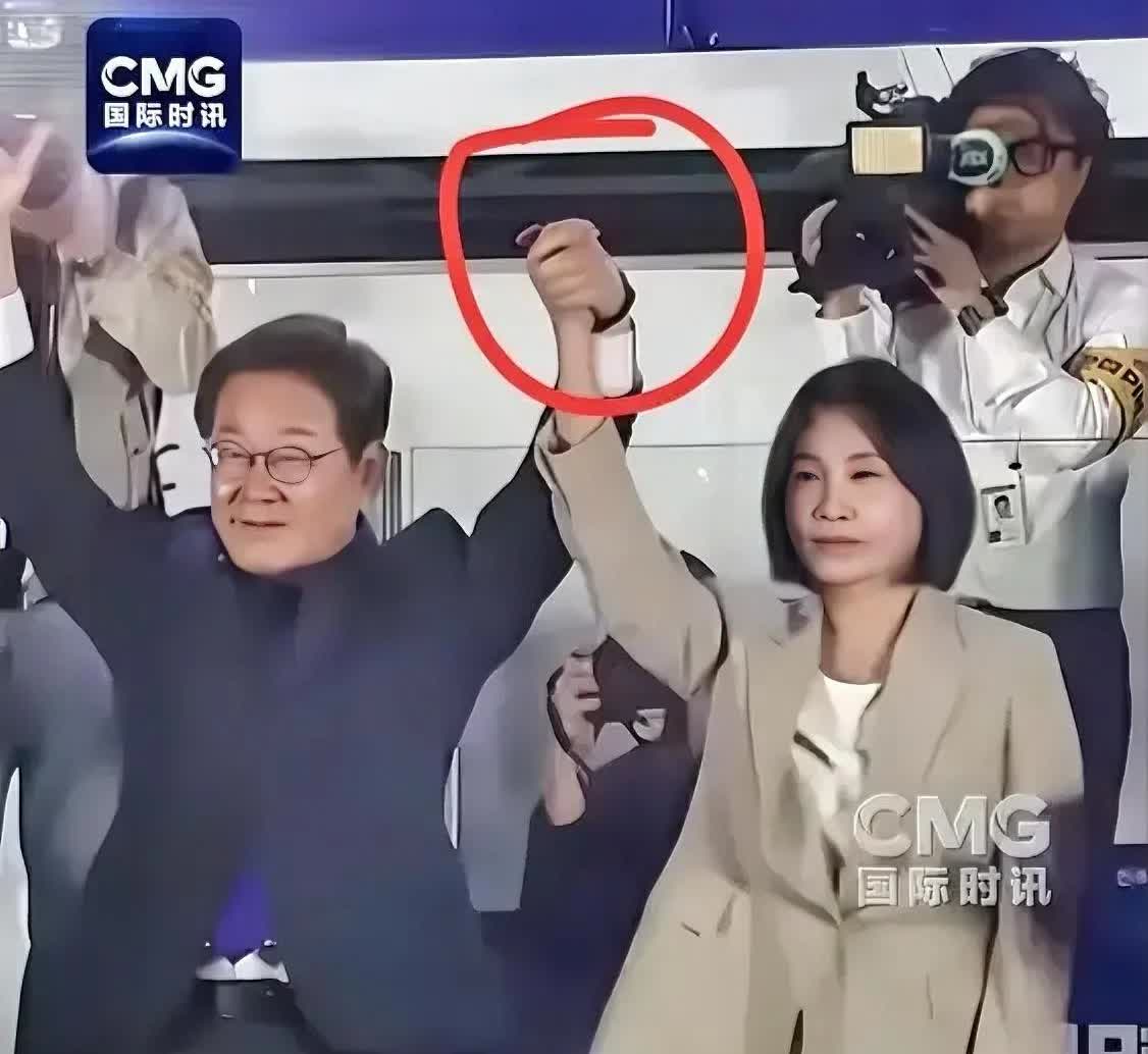 爱妻者风生水起，这句话的含金量又提升了，一次李在明和妻子拌嘴时，只靠一句