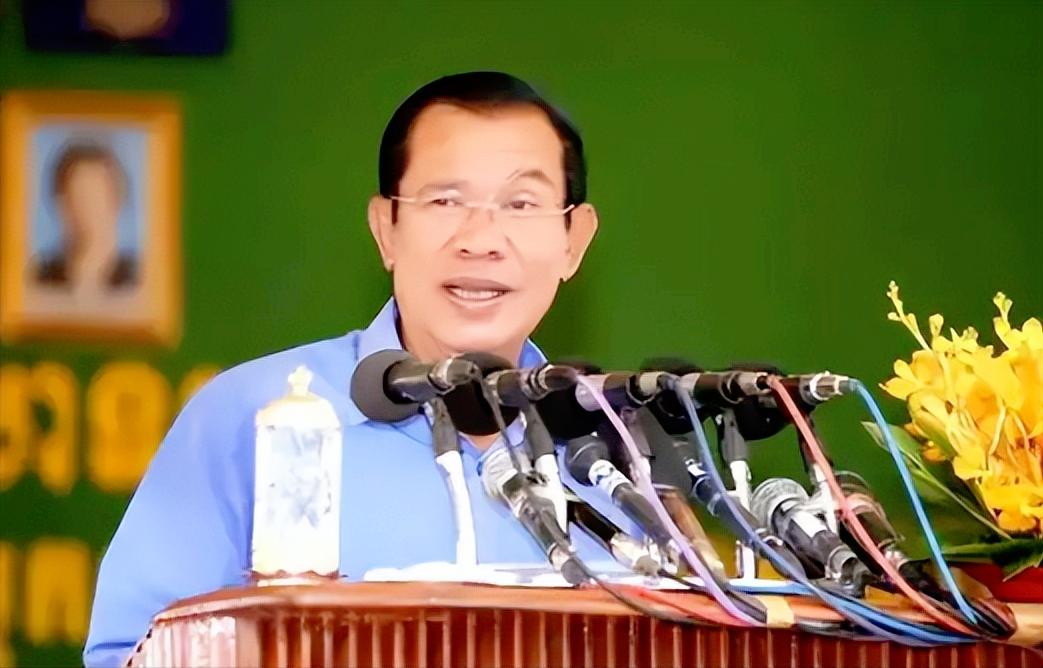 柬埔寨这波操作太让人意外了，洪森直接呼吁老百姓给边境前线士兵捐刚收的新稻谷，每包