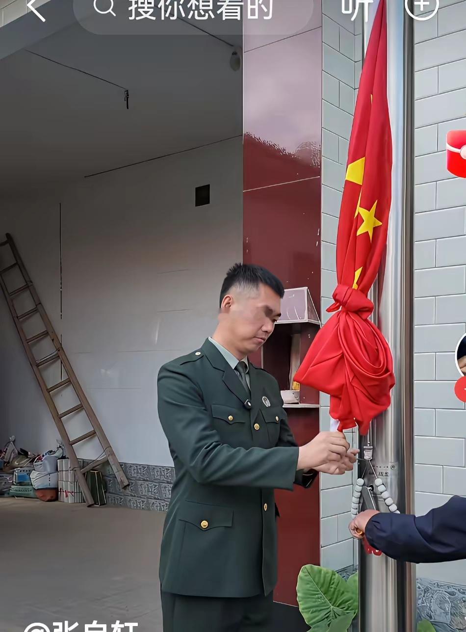 这是真魔登了！一个大男人，大好青春不干正事儿天天在家里干这，实在让人不解！​​