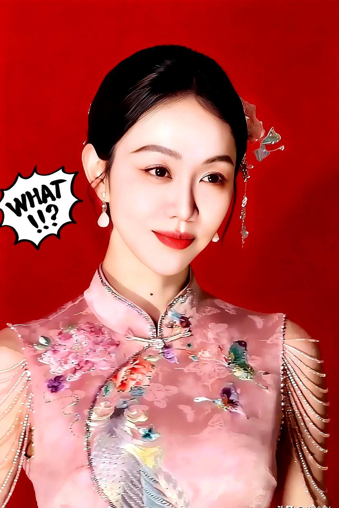 宋丹丹她们抢着要姜妍当儿媳，不是没道理的。这个女人，把所有野心都藏在了锅碗瓢盆里