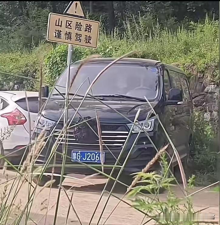 程梦圆一路走好!让人看的心痛[祈祷]最好做个尸检，对死亡原因做唯一性认定更科