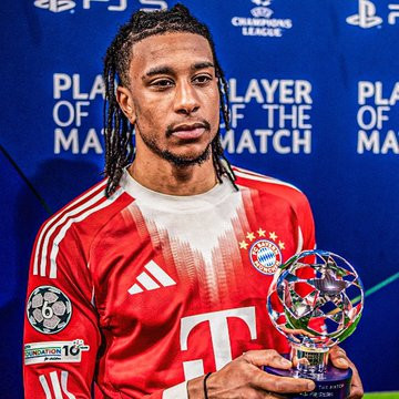 迈克尔·奥利塞（24岁）已经为拜仁慕尼黑出场100次！💯✅在这段时间里，他为