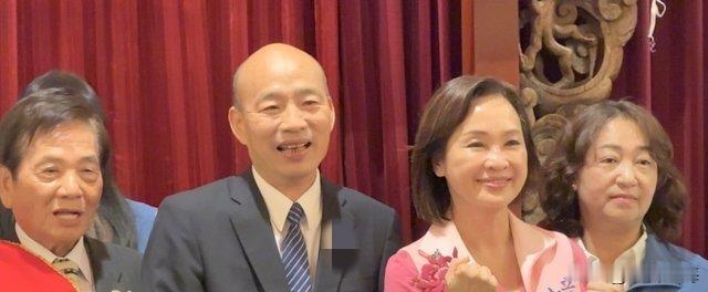 “韩流”再度刮起？豪开50桌，韩粉占20桌，韩国瑜全力拉抬柯志恩！就在725