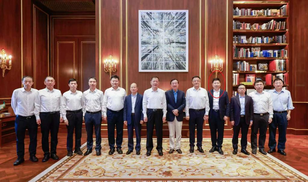 东风汽车集团与华为公司的合作可能有别于广汽集团与华为公司、长安汽车集团与华为公司