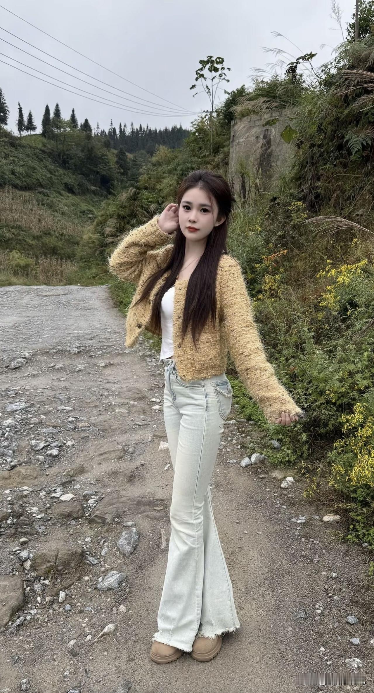 人在低谷的时候不要乱动平静心情你就坐在那看着看人情冷暖，看清楚人性看哪