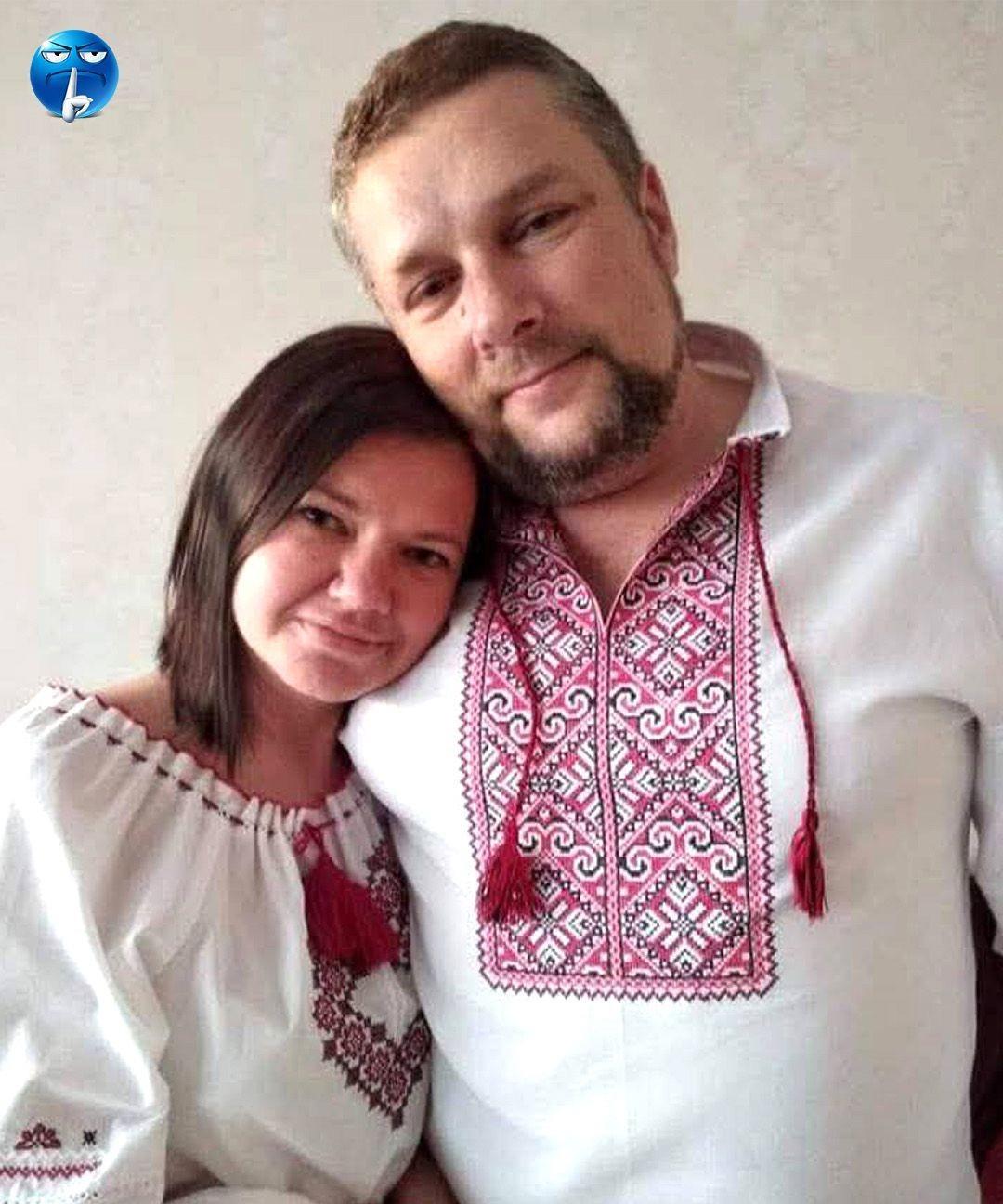 两张乌克兰情侣的震撼合影。图1是俄乌战争爆发前两人的合影，图2是男人被俄罗斯俘虏