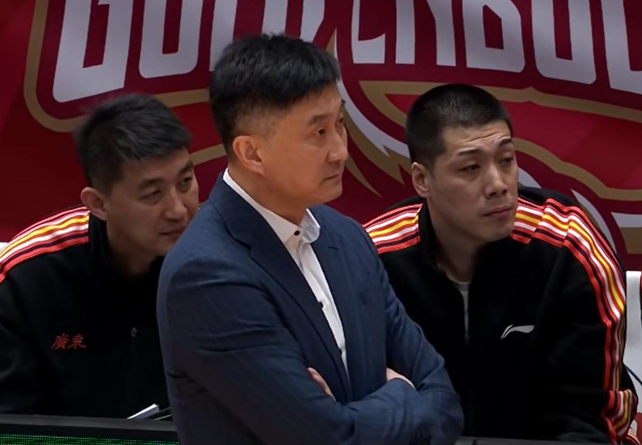 嘴真甜，杜锋赛后大赞浙江队：CBA前四的水平！CBA常规赛第二轮，广东队做客对