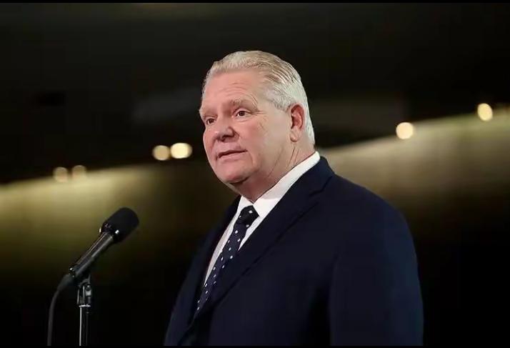 加拿大总理恐怕做梦也没想到，跟中国签完协议扭头回家，迎接他的不是掌声，而是全国最