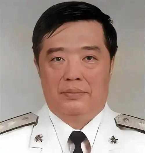 1963年贺龙独子没考上清华，找到父亲帮忙，贺龙说我去学校找个人，谁知道贺龙