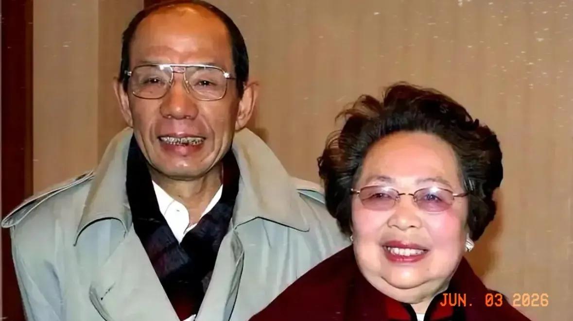 魏宗万有两个女儿，大女儿是妻子带过来的孩子于虹，66岁，在上海事业单位当文员，小