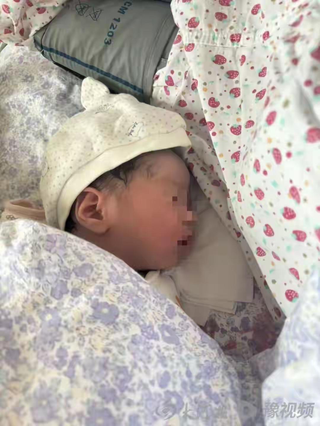 安徽合肥27天婴儿黄疸治疗离奇死亡！监控拍下窒息挣扎10分钟无人察觉，医院竟称罕