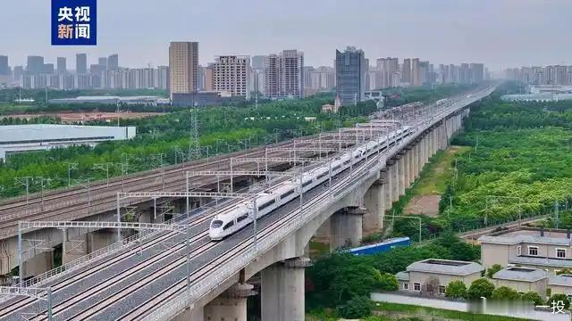 【西十高铁全线启动试运行】国铁微闻今天（16日）8时39分，55302次试验动