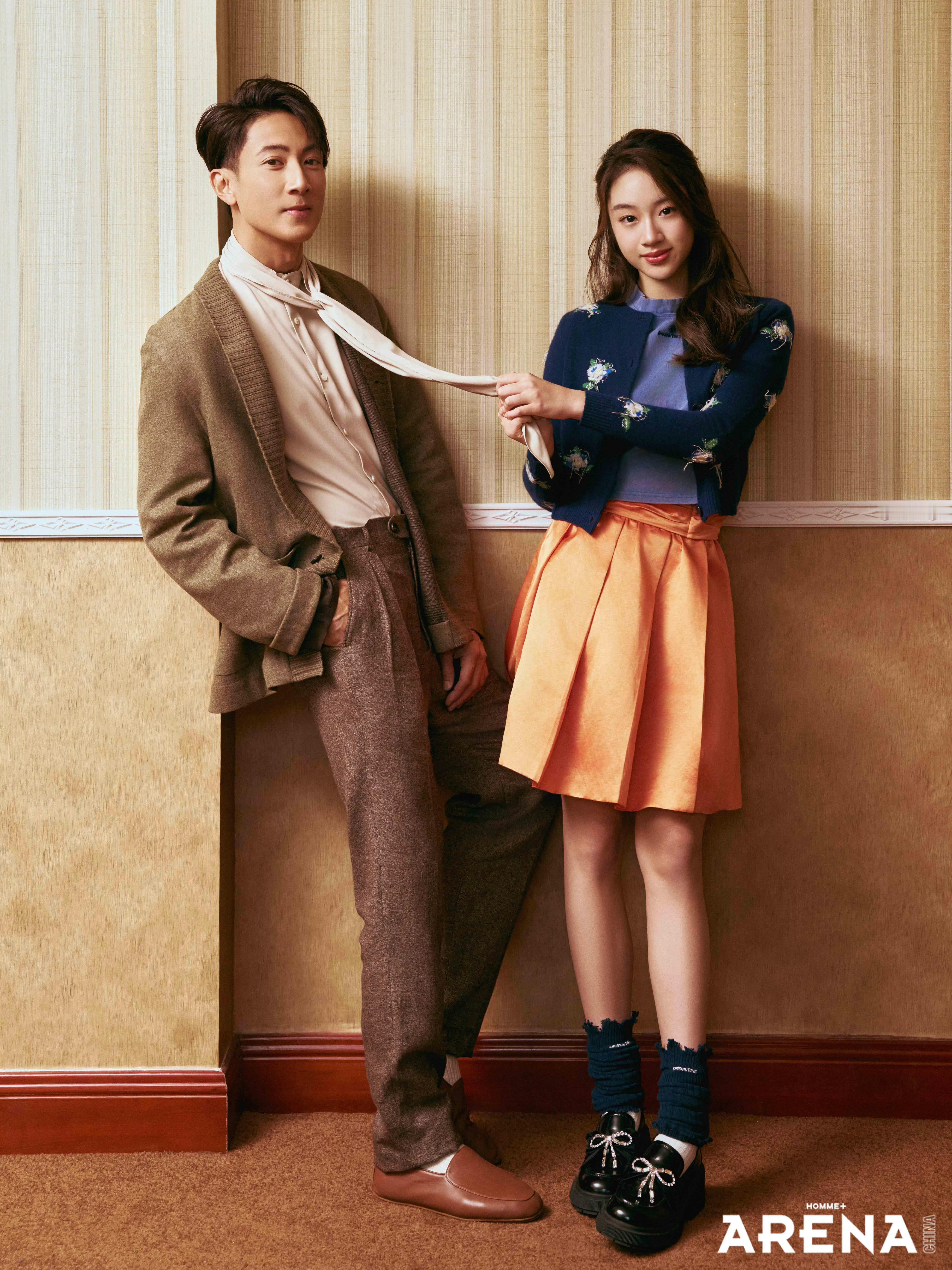 吴尊和女儿NeiNei合体登杂，neinei15岁状态就这么好，身高已经将近1米