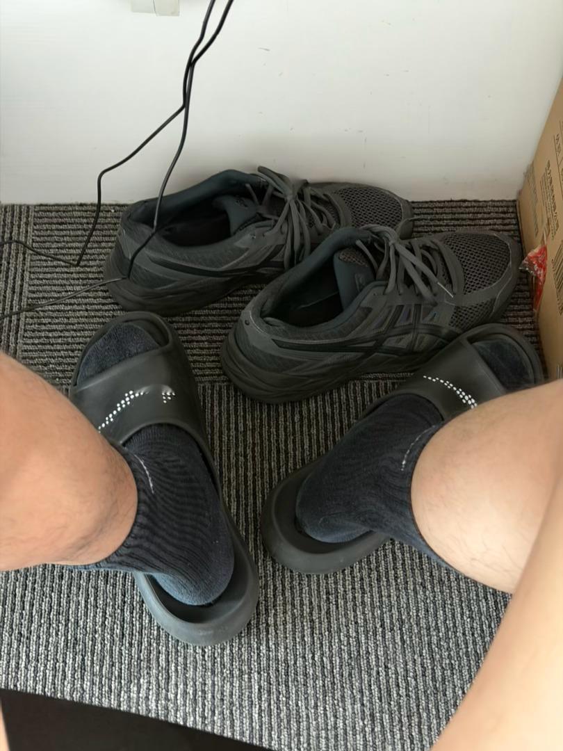 穿拖鞋上班，整个人都得劲了🐰​​​