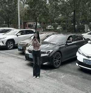 哲理和曲折同在！现代社会，几乎人手一机，有的人几乎达到了人机合体的地步，有没有