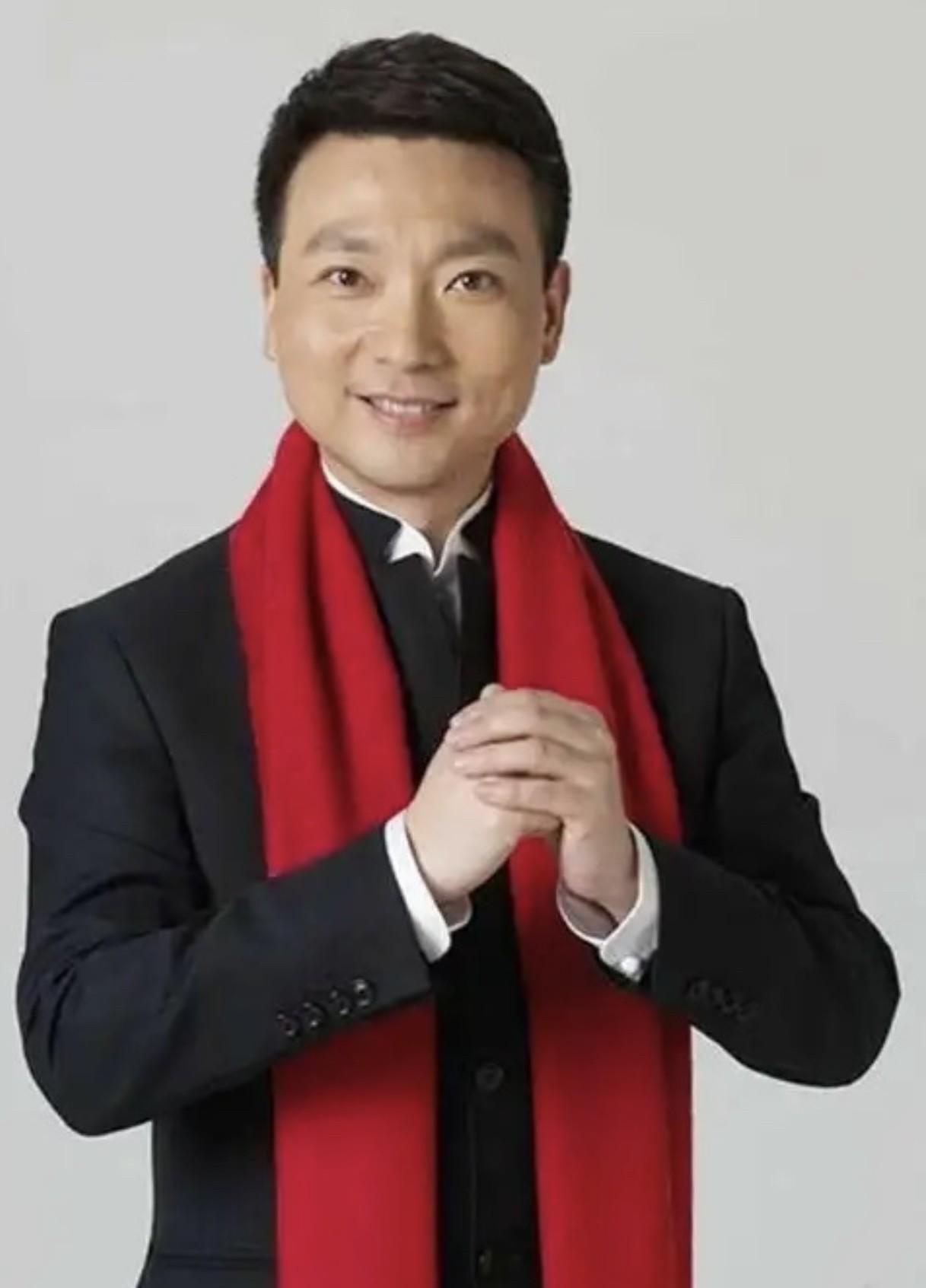 当所有的人都在夸奖你时，你要问问自己：是不是真的像他们说的那么好？当周围的人对