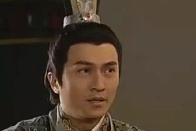 公元前193年，刘邦的庶长子刘肥进京朝拜。在家宴中，吕后看不惯刘肥，笑嘻嘻地说：