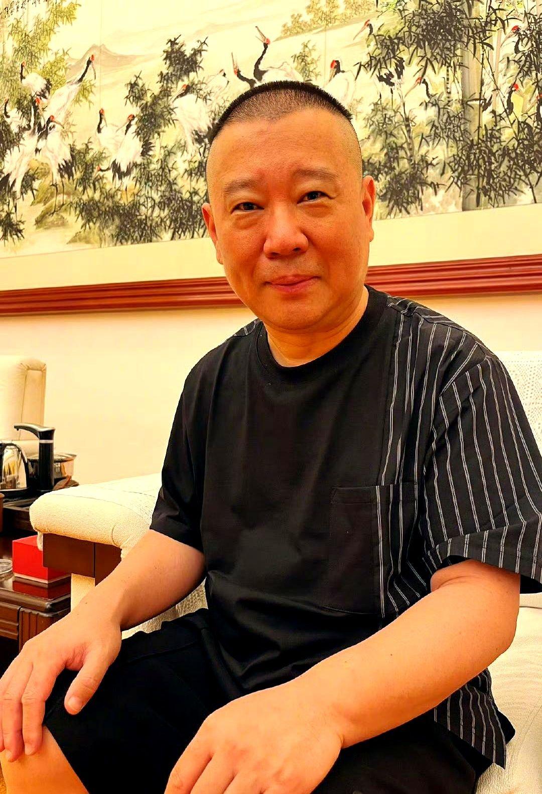 于谦要回家，郭德纲比谁都急！直接一个电话打给谦嫂：“千万别让他搞突然袭击，吓