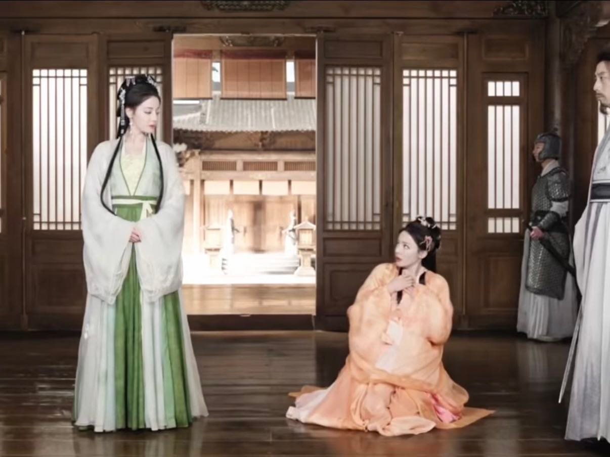 《白日提灯》12集预告夯爆！方昌附身乔燕扮贺小小，诬陷贺思慕是恶鬼，贺思慕让乔燕