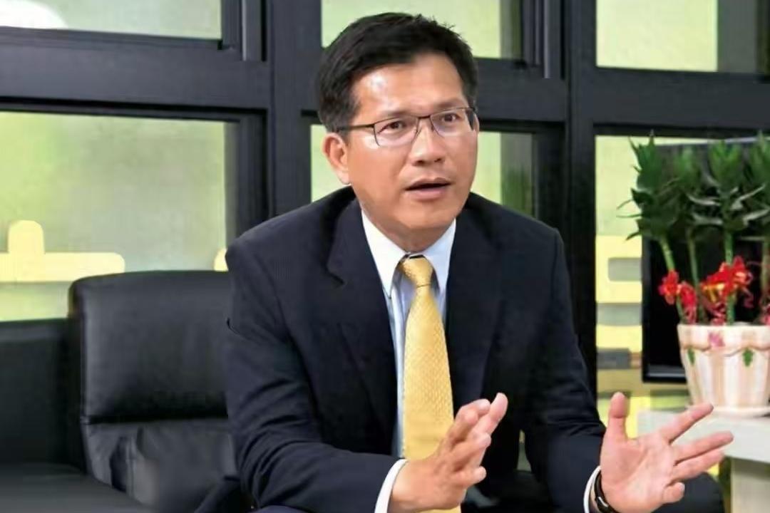 11月18日，林佳龙对媒体说:“G20不见面、日本电影暂缓上映，连就徐州代表团访