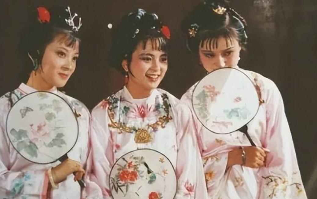《兰香如故》播了一个月还在播放量第一。最堵心的一段，是女主从贵女变成下人之后。