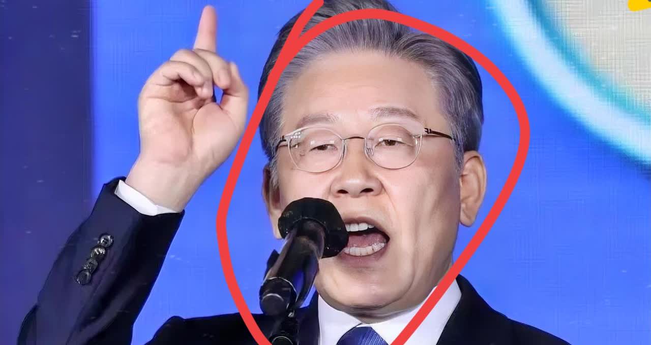 家人们，李在明拒绝参加我国抗战胜利阅兵，这事儿还在大家议论纷纷的时候，