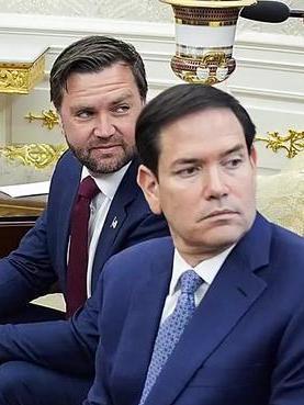 为啥卢比奥甘愿让万斯去当总统，自己不去争…～？卢比奥不是“不想当总统”，而是
