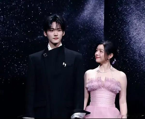 周柯宇来甩脸子来了？姐姐体面人