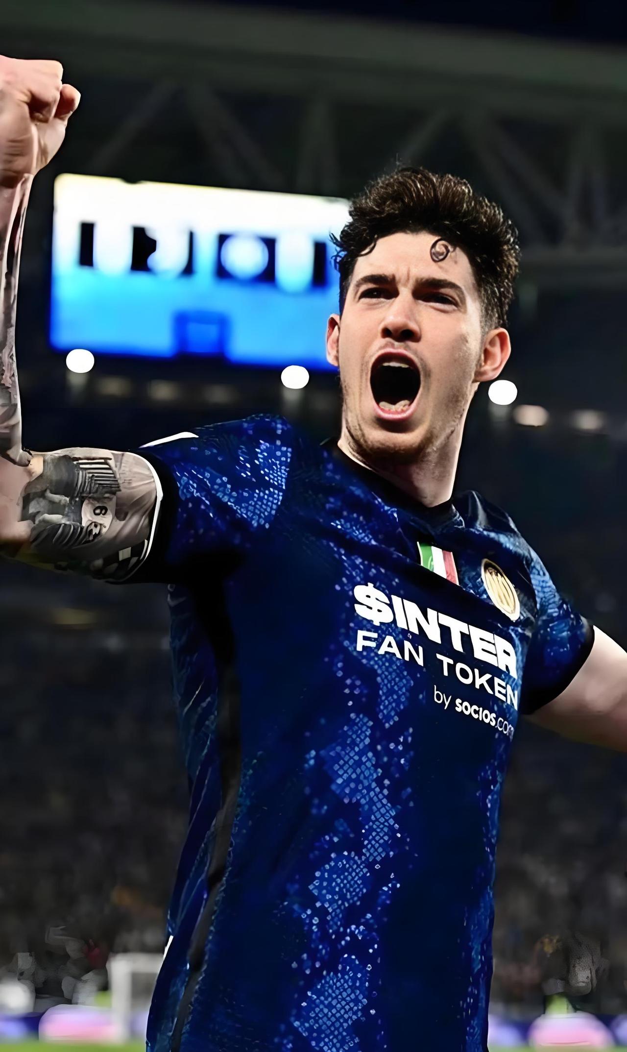 《米兰体育报》：亚历山德罗·巴斯托尼越来越接近巴塞罗那，国际米兰愿意出售，并准备