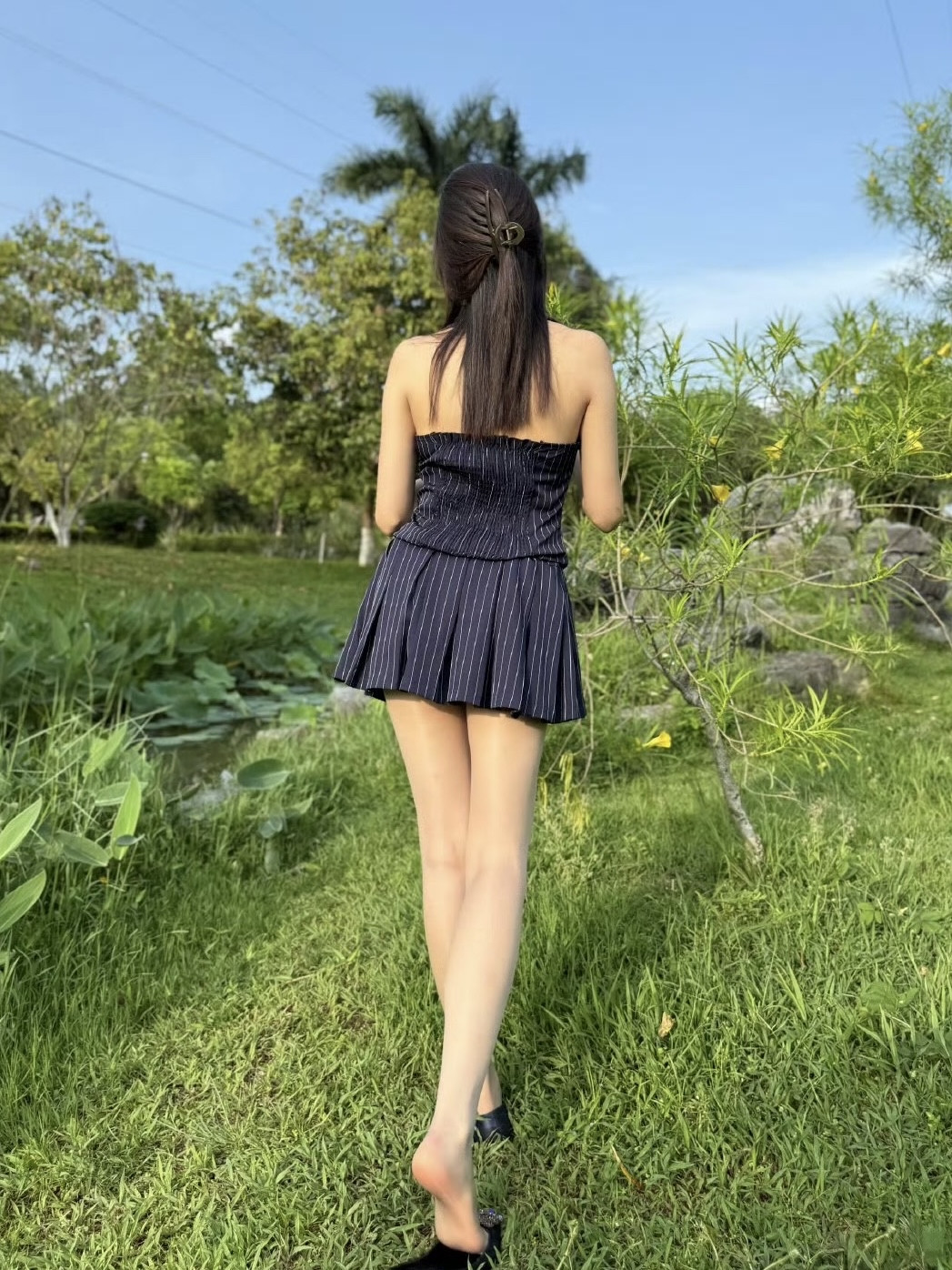 女生怎么穿搭会看上去很知性优雅？？？