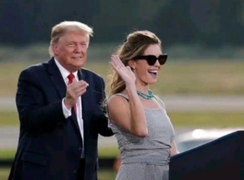 冯唐说：“不好色的男人成不了大事，因为不好色的男人体会不到极致的美、苦、孤独、趣