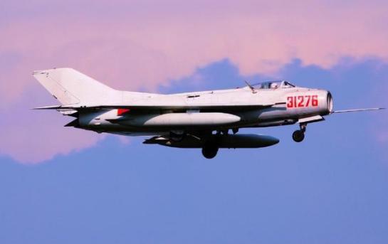 1980年，赞比亚向我国购买12架歼6，在支付尾款时赞方竟声称：合同被烧毁拒付尾