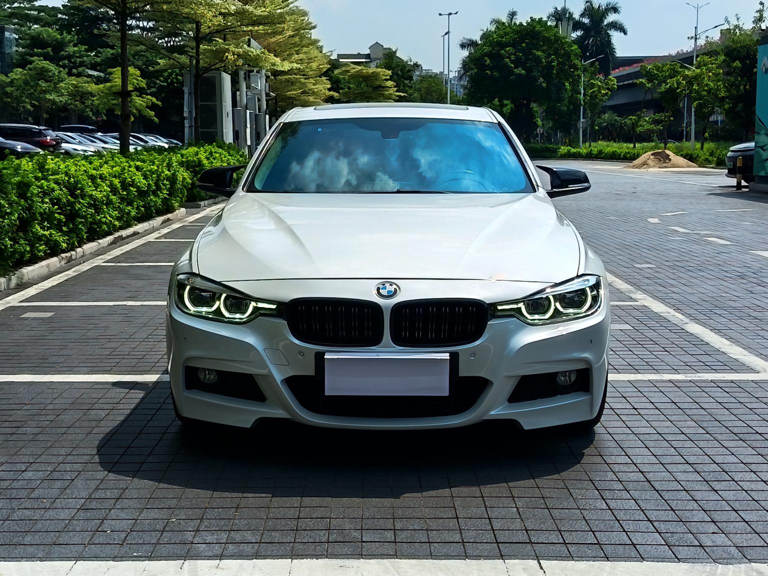 宝马3系二手怎么买？听我一句：20万预算，别当新车大冤种！老铁们，今儿必须给你掰扯明白一件事——20