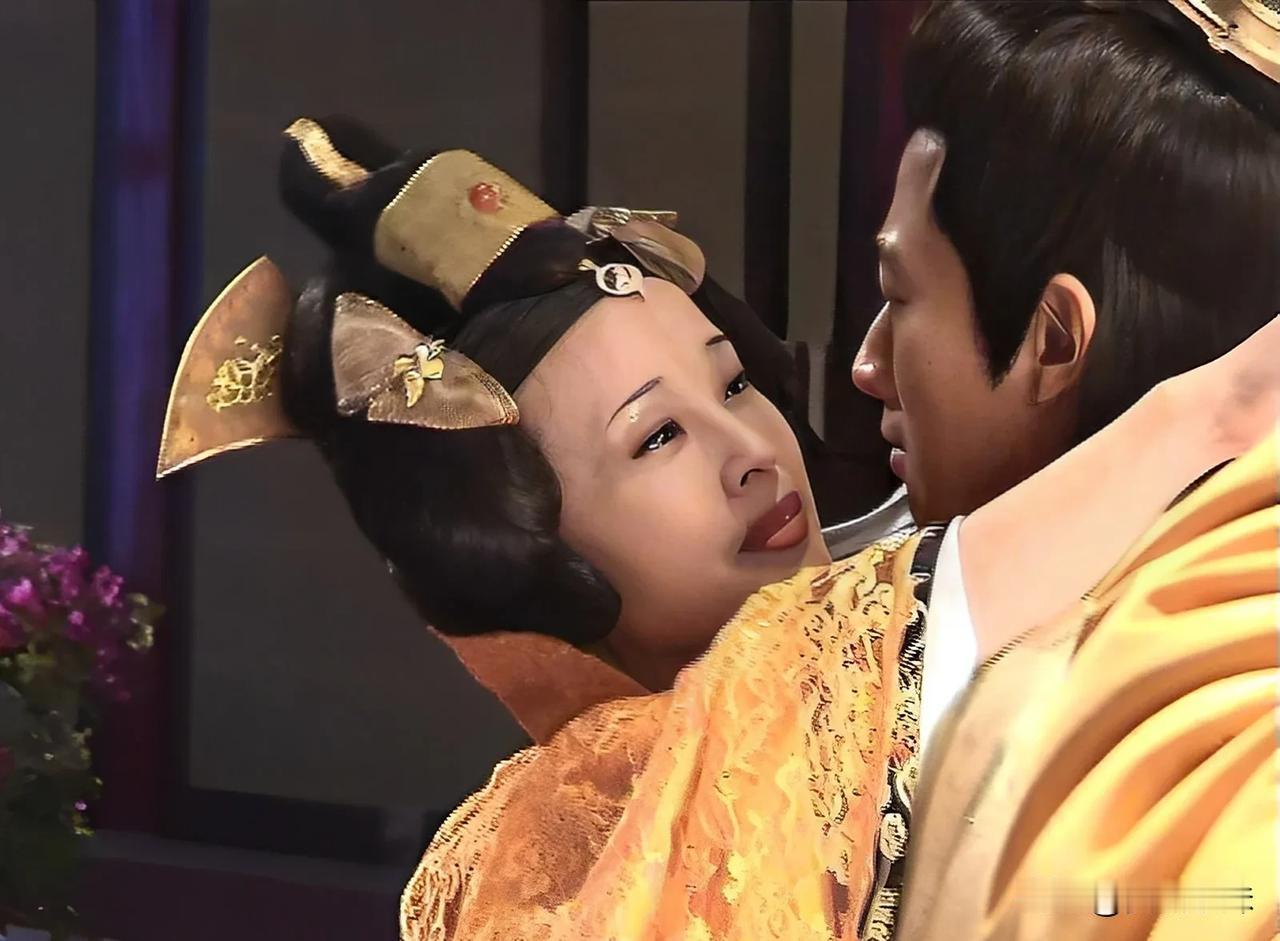 1728年，17岁的乾隆，偷碰父皇的女人。母妃大怒，“引诱皇子，赐死！”乾隆嚎啕