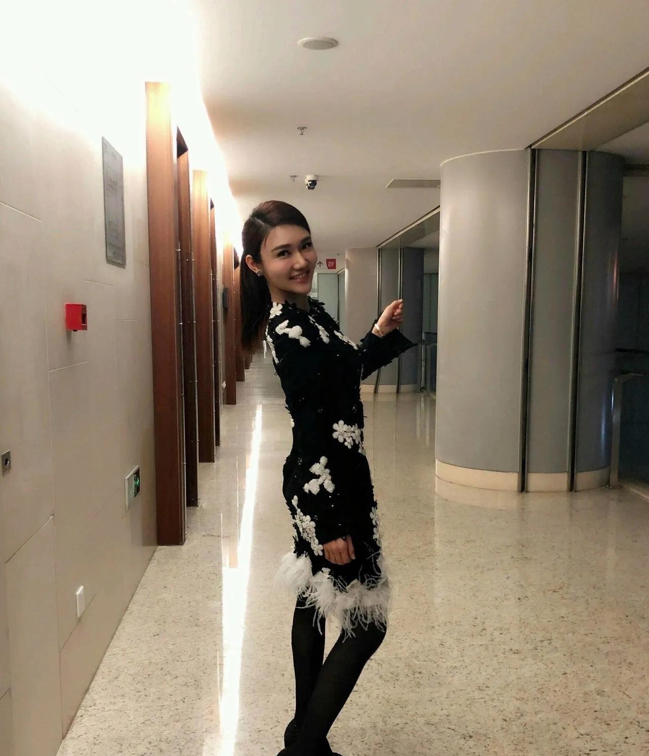 央视最美主持人，你们知道是谁？