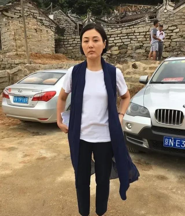 张延一位妥妥的女神，在角色上的角色扮演的特别好！这么多年一直没有红起来的明星，