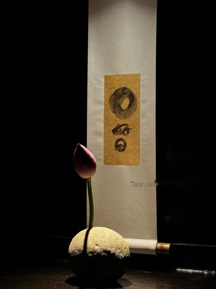 Lїкєїт🫰🏻“你不该对短暂出现的人执念太深”