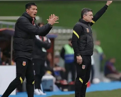 邵佳一将出任国足主帅反对现阶段用国产教练担任国足主帅国足U23国足亚军安东尼奥即