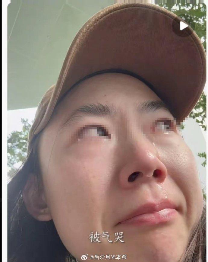 打119要求救猫，被拒绝后就开始了在镜头前的表演。什么“文明”之类的词，一套一