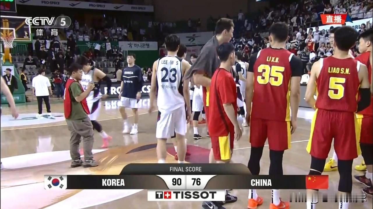 我对中国男篮真是彻底的无语了！在刚刚结束的一场男篮世界杯亚洲区预选赛中，中国男篮