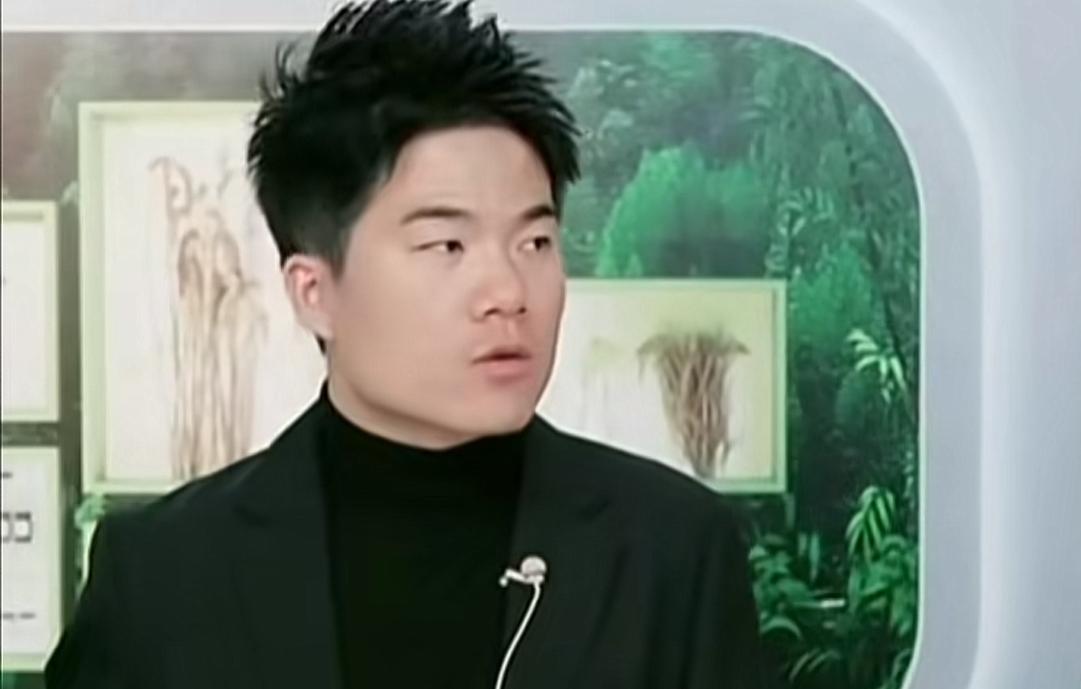 董宇辉突然取消陕北行，原因令人惋惜！近日，董宇辉在直播间宣布取消陕北行，原因