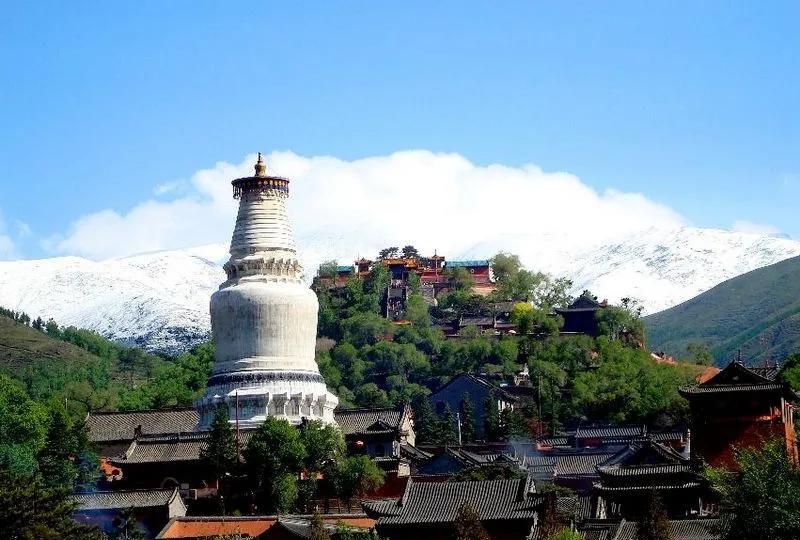 这辈子再也不去五台山了！自去年8月份到五台山为孩子求学、老人身体祈福以来，