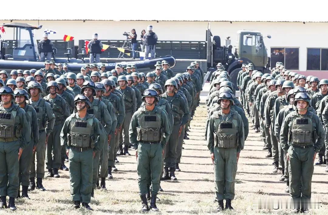 特朗普剑指委内瑞拉，却迟迟不敢动手？原来他在等中国一句话！最近，加勒比海地区